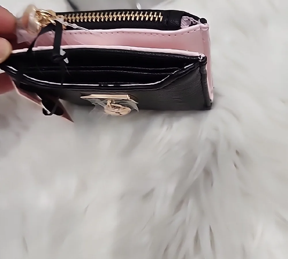 🖤🔹️Juicy Couture 🔹️rolling On Black Pull Out Card Case Wallet